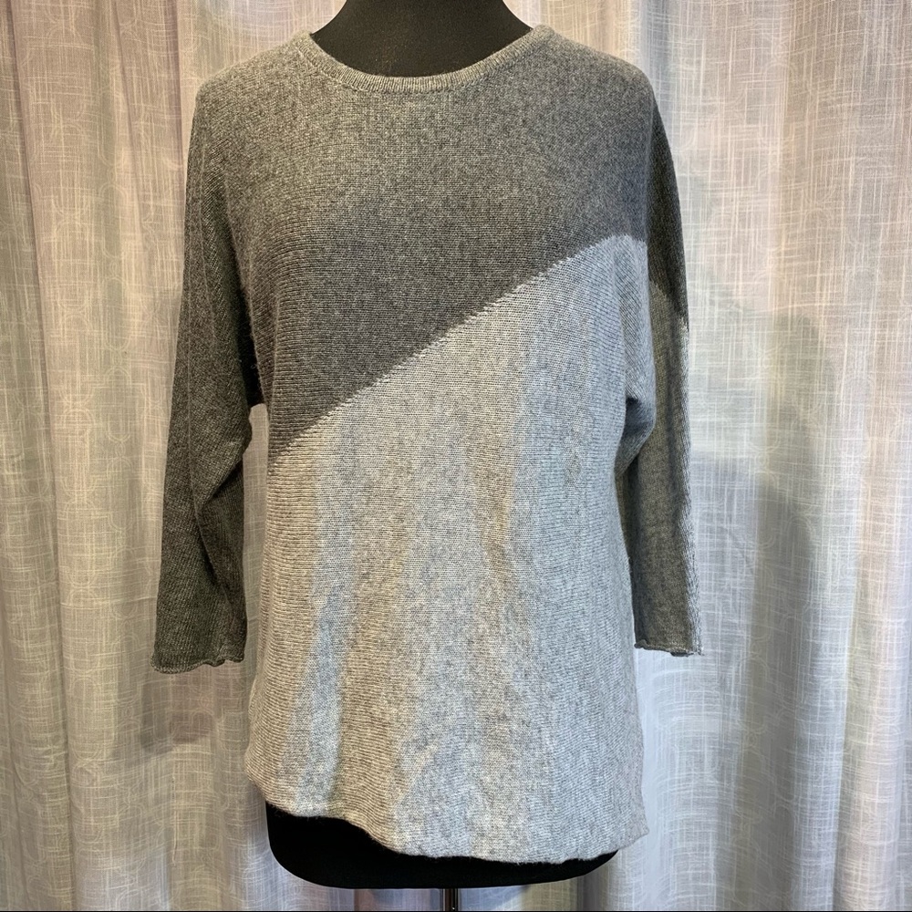 Market & Spruce Cashmere blend Asymmetric 2 tone gray sweater; MEDIUM